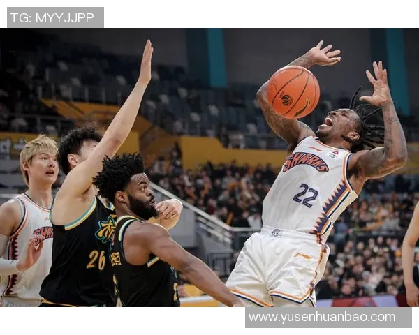 独家解析:杭州篮球队内外线配合的优势与不足对比分析